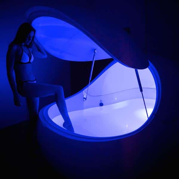 Float Tanbks